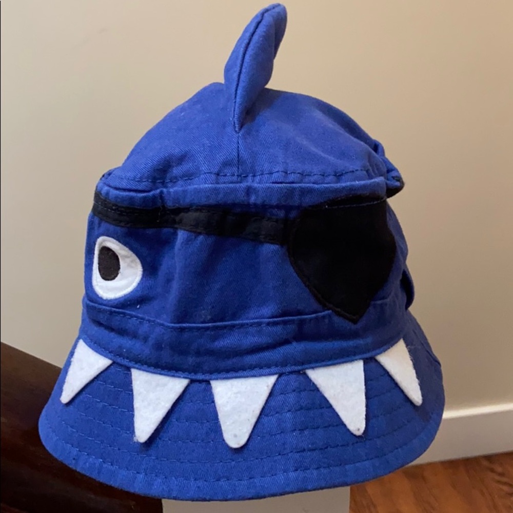 Like New Reversible Gymboree Shark Blue Bucket Hat